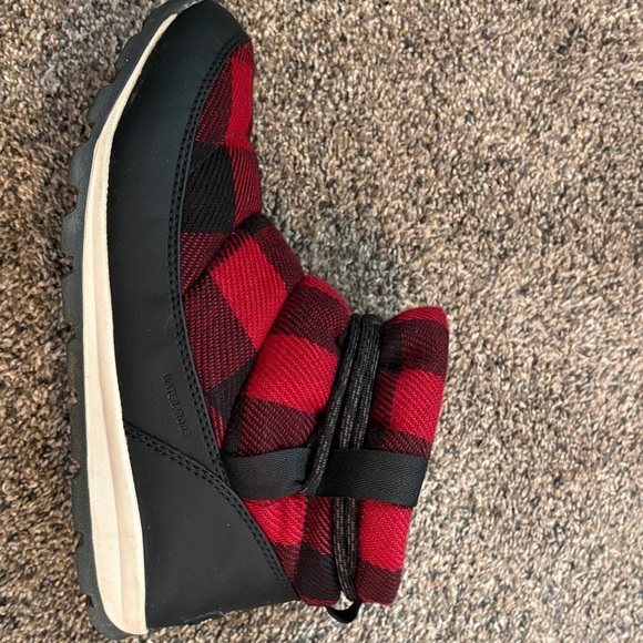 Sorel Red and Black Checkered Boots - Picture 7 of 10